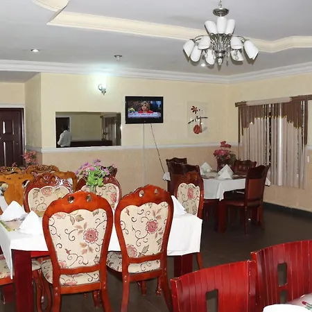 Entry Point Hotel 3*