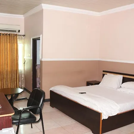 Hotel Entry Point 3*
